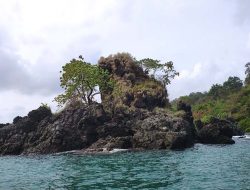 Bukan Mistis, Ini Alasan Pulau Kunti Sukabumi Wajib Masuk Bucket List Kamu