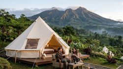 Tempat Glamping Murah di Bogor dengan View Gunung Salak