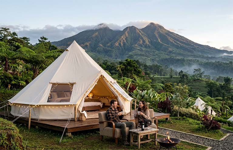 Tempat Glamping Murah di Bogor dengan View Gunung Salak