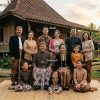 Membaca Pohon Silsilah: Uniknya Istilah Kekerabatan dalam Bahasa Sunda